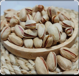 پسته اکبری